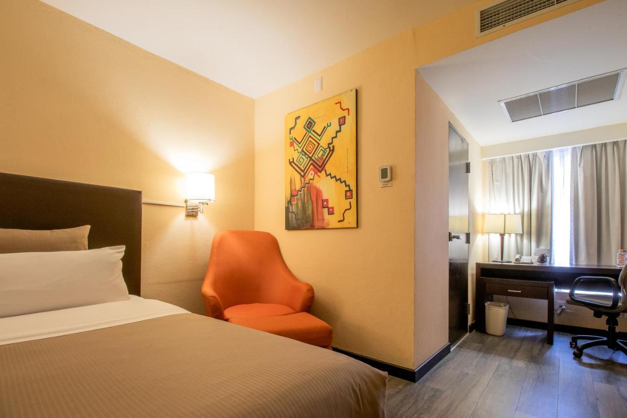 Hotel Rocaval San Cristóbal de Las Casas Buitenkant foto